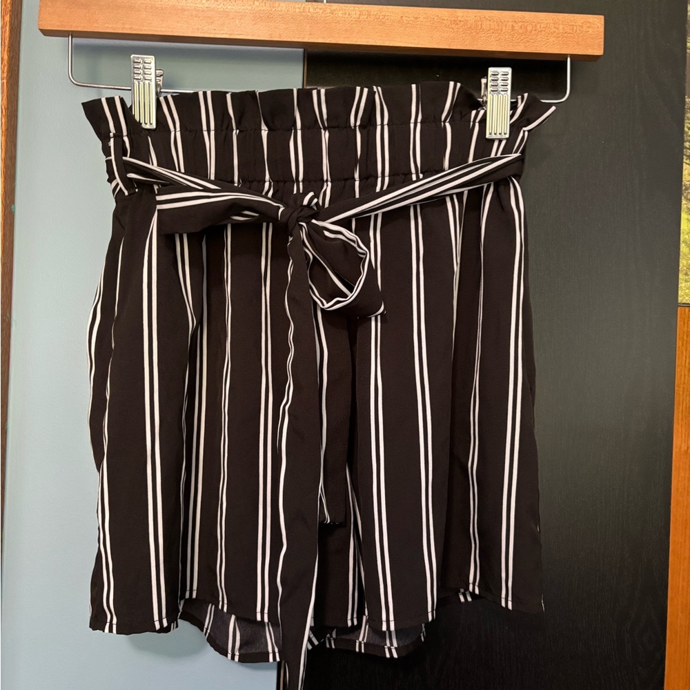 Elegant High Waist Striped Women's Shorts